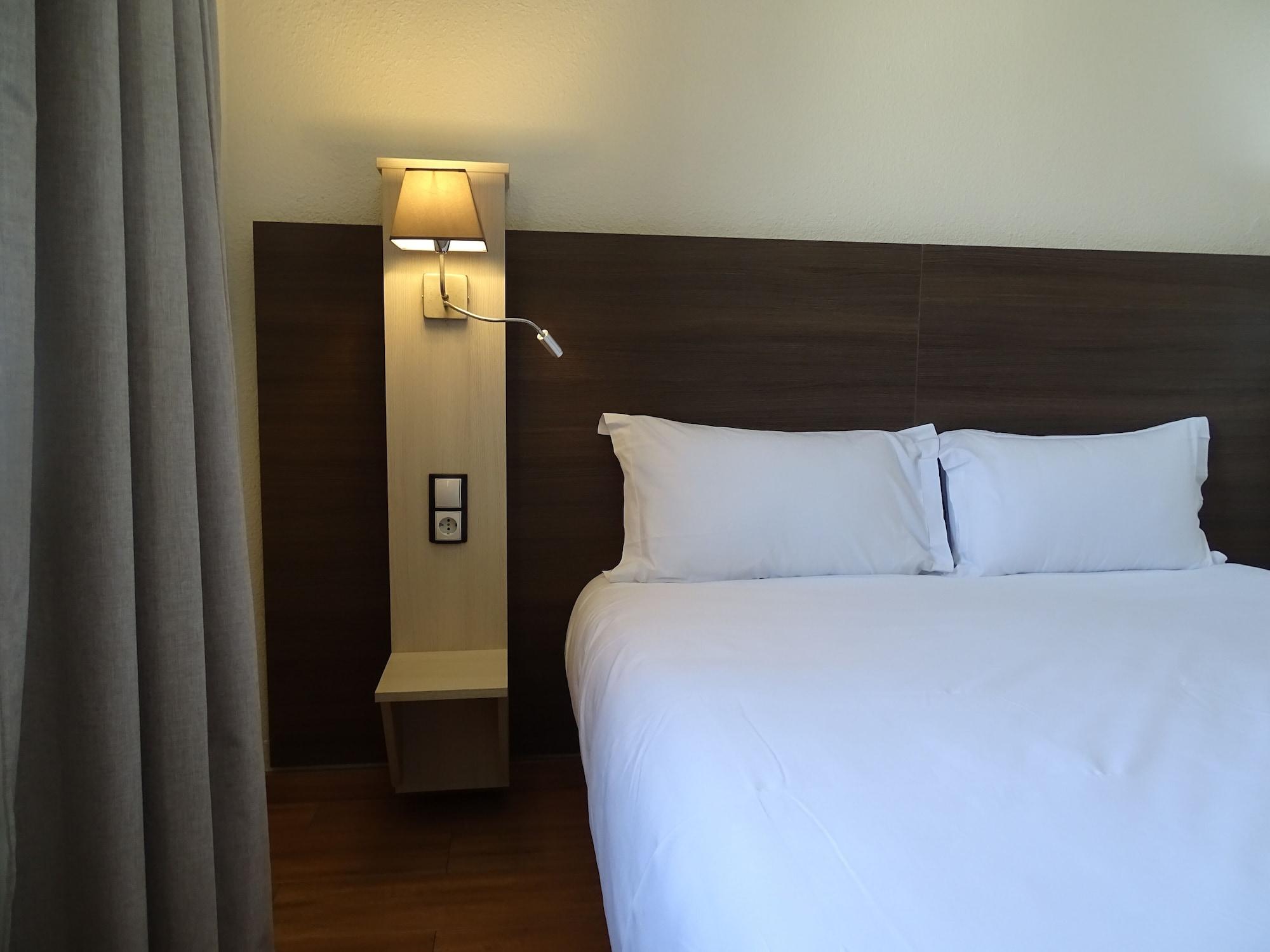 Euro Hotel Airport Orly Rungis Fresnes  Eksteriør billede